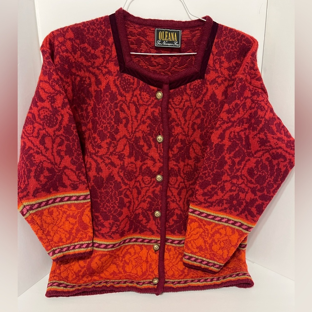 Oleana Women's Red and Orange Cardigan Sweater